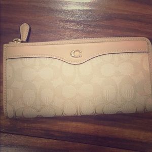Authentic NEW Coach wallet